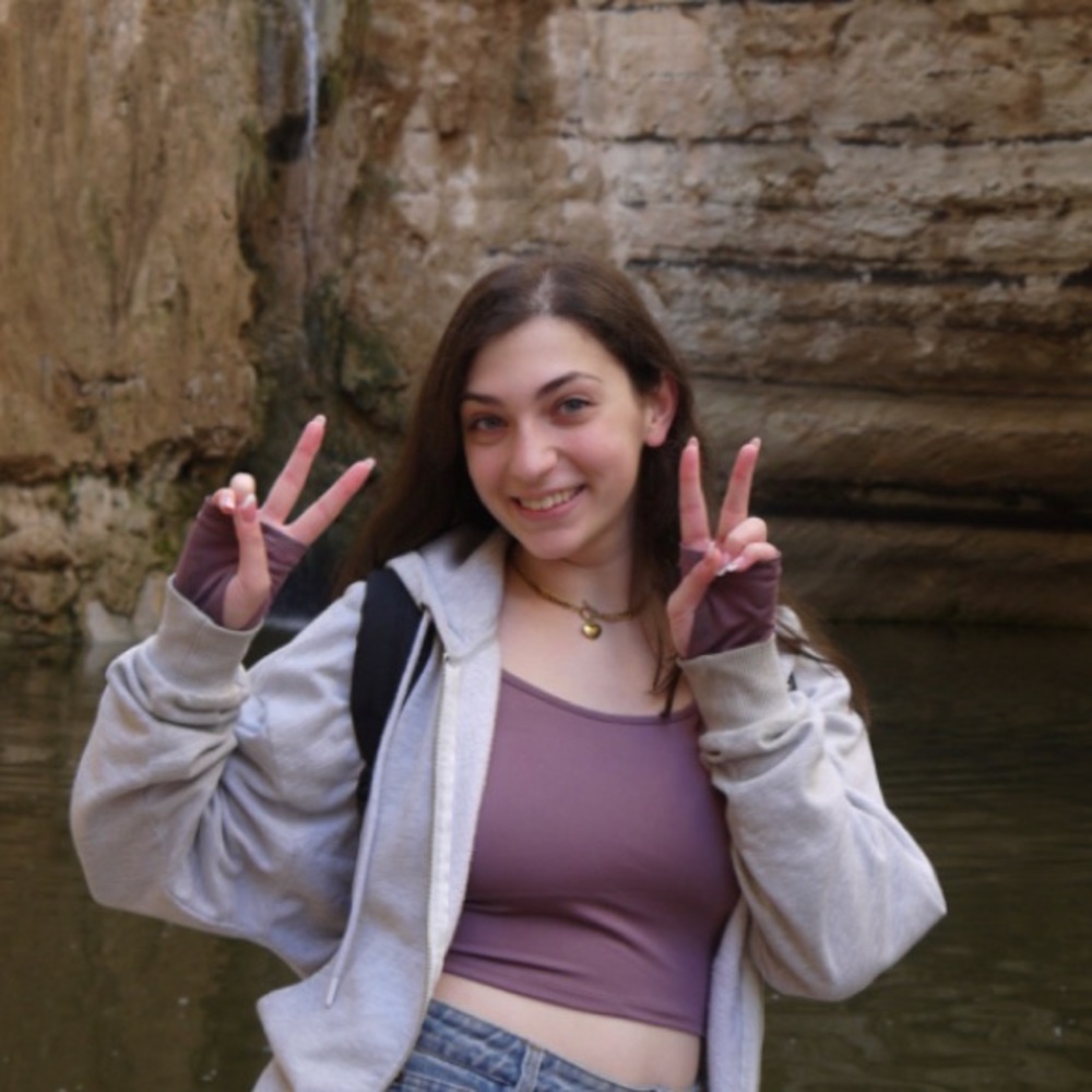 Meet your Posher, Brooke